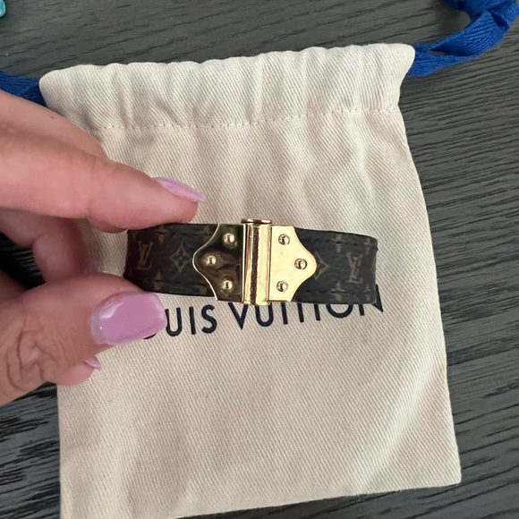Louis Vuitton Nano Monogram Bracelet - Picture 6 of 6